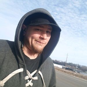 Meet your Posher, Josh